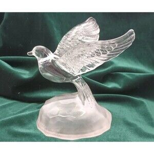 Cristal D'Arques Dove in Flight Lead Crystal Glass Figure France